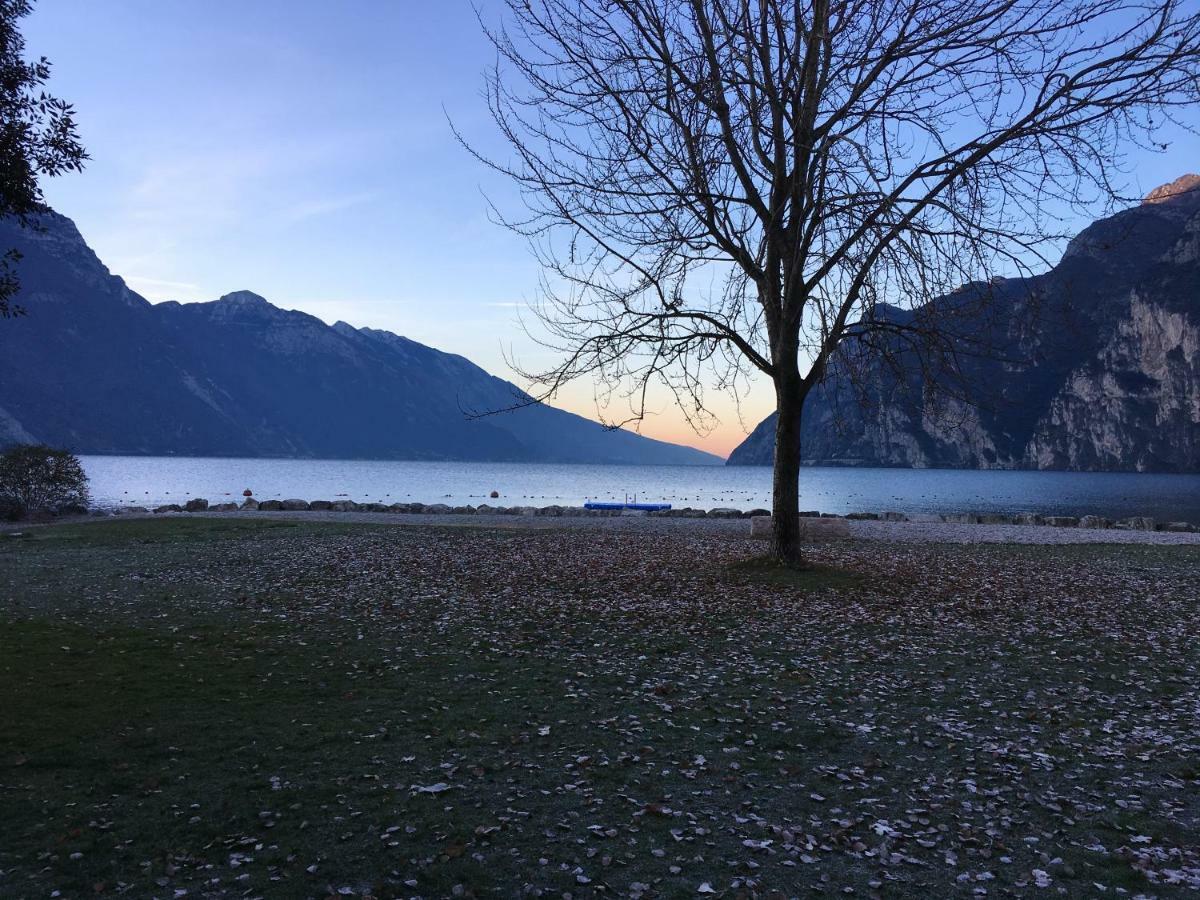 Appartamento Al Lago Riva del Garda Ngoại thất bức ảnh