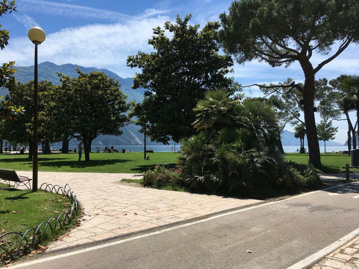 Appartamento Al Lago Riva del Garda Ngoại thất bức ảnh