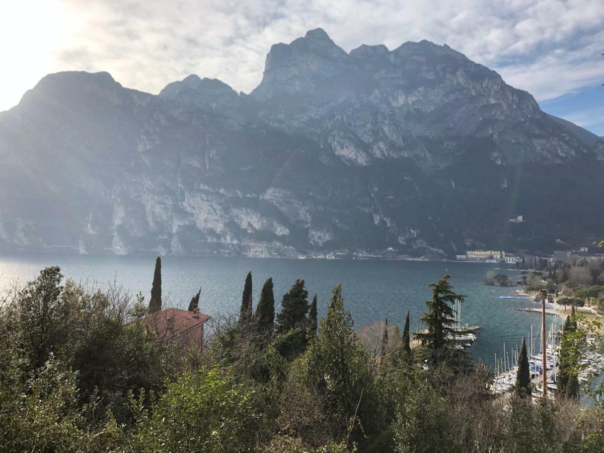 Appartamento Al Lago Riva del Garda Ngoại thất bức ảnh